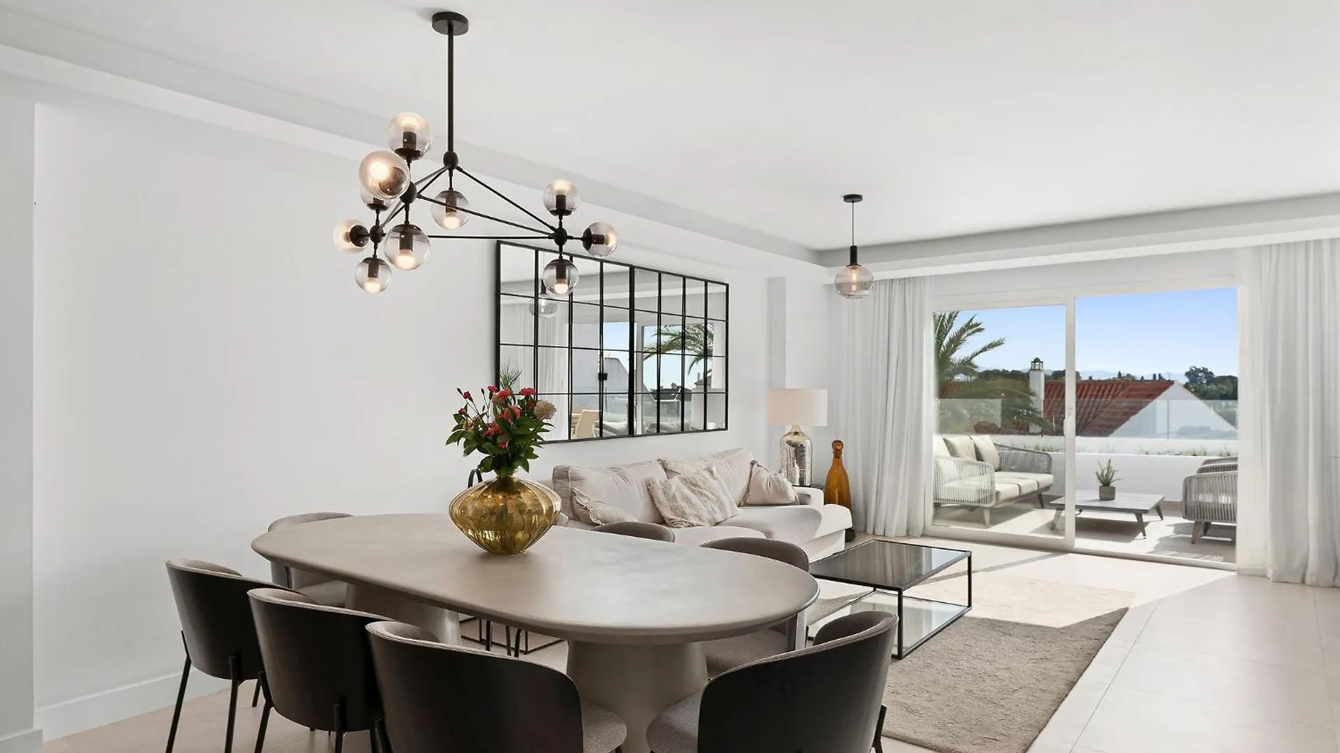 5 Bedroom Luxury Apt W Pool, Garage And Amazing Views Marbella Apartment